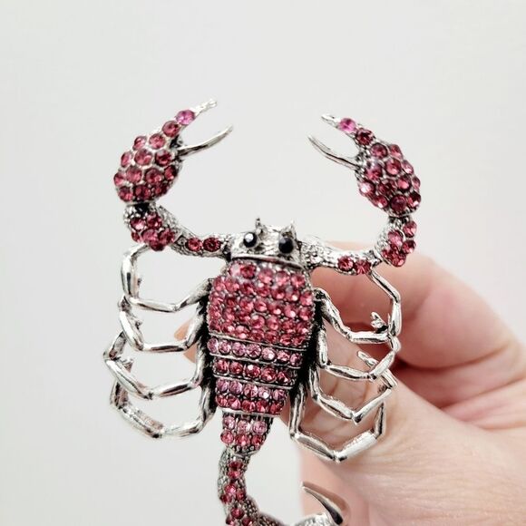 Brand New Silver Scorpion Pink Rhinestone Brooch Pin - Picture 5 of 8